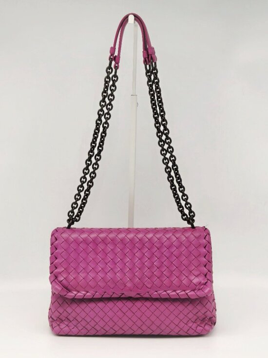 Bottega Veneta Handbags - Bottega Veneta Intrecciato Purple Leather Chain Shoulder Bag Black Chain